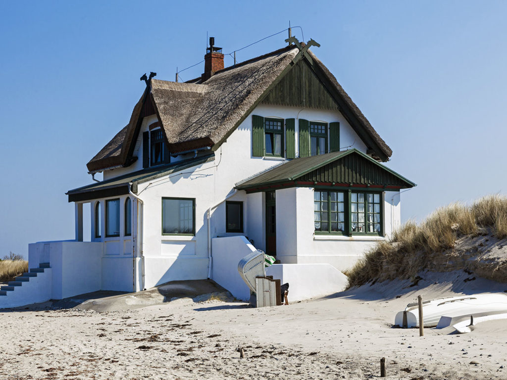 Image d'une maison secondaire à la mer